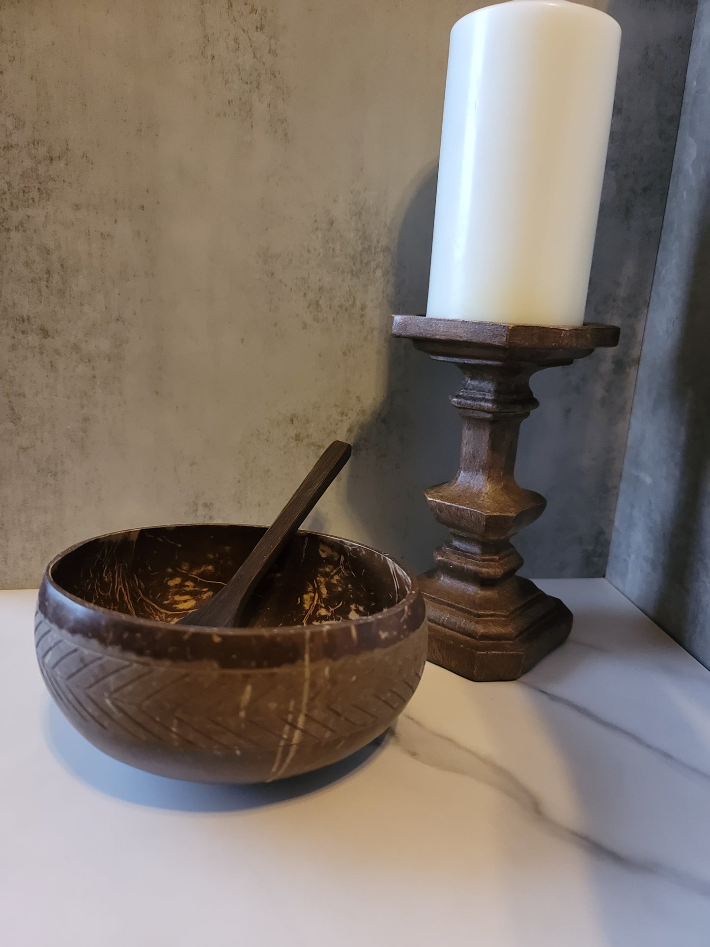 Geometric Design Coconut Bowl with Spoon Set